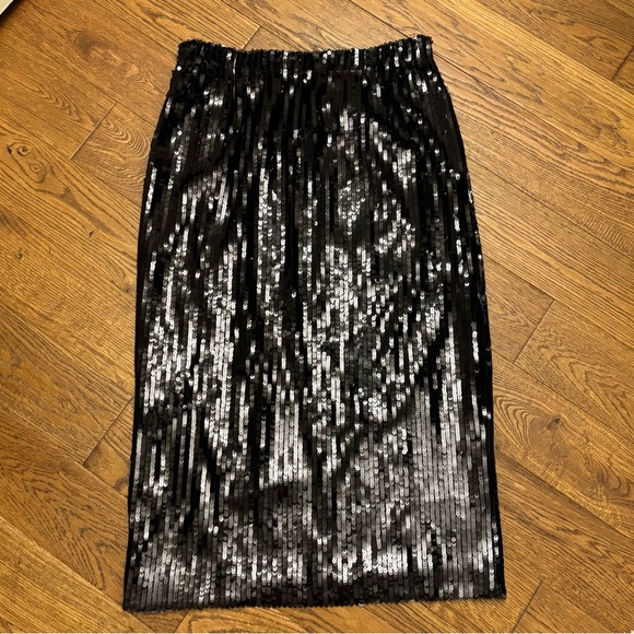 J.Crew pull on sequin midi skirt - Picture 10 of 10
